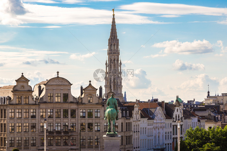 比利时布鲁塞尔美丽夏日的城市景观图片