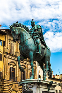 意大利佛罗伦萨的CosimIdeMic雕像高清图片