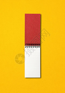 黄色上孤立的空白开放螺旋笔记本图片