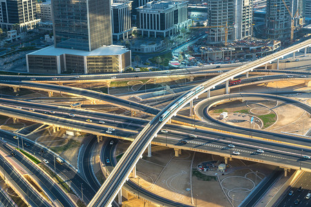 杜拜的交叉高速公路口图片