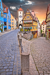 巴伐利亚地区罗布伦堡德陶贝尔风景罗布伐利亚地区浪漫之路的古老城镇罗本堡德陶贝尔风景的街道和建筑被混为一谈背景
