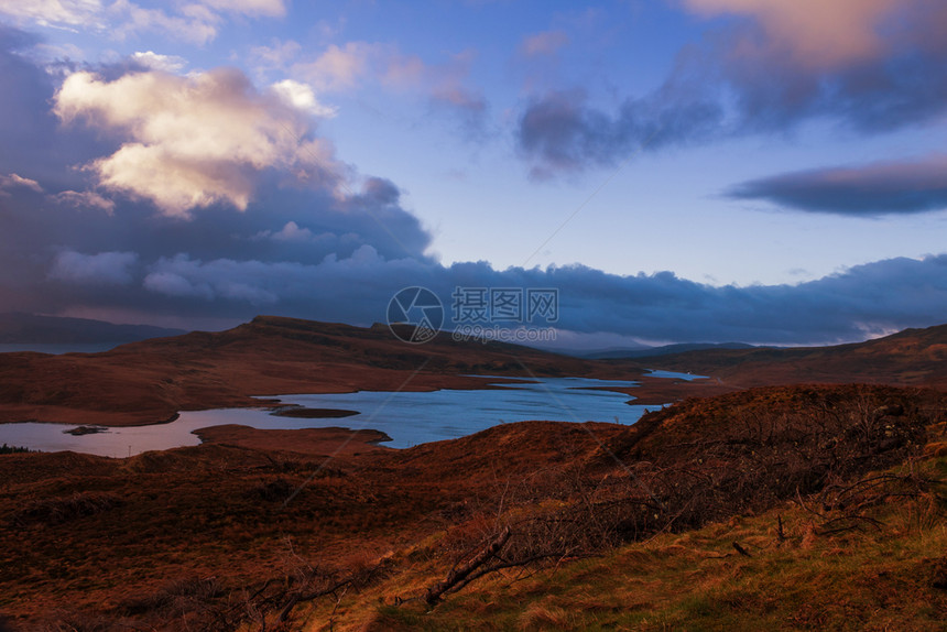 苏格兰高地联合王国的湖和山脉风景图片