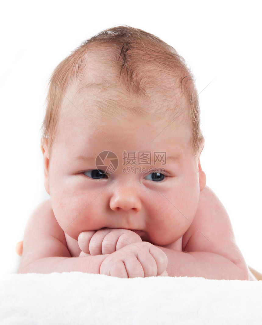 可爱的婴儿肖像白色背景的漂亮小男孩一个月的婴儿图片