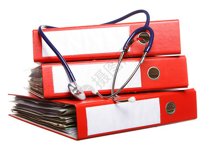 红色文件白色背景上蓝听诊器的红堆叠文件夹背景