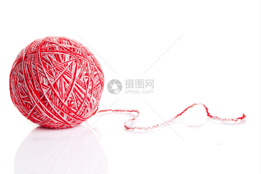 白色背景上编织线条的球图片