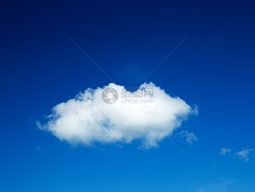 蓝色天空的白云图片