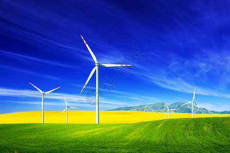 春田的风力涡轮机替代清洁和自然的能源正在增加生态农场图片