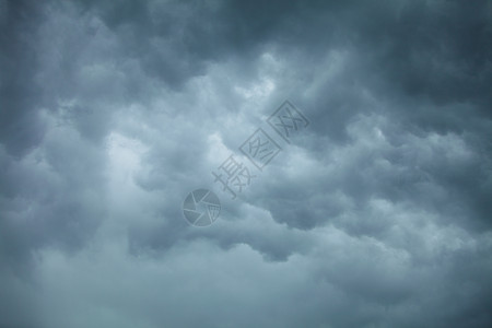 黑暗的暴风云覆盖天空自然背景气象学高清图片