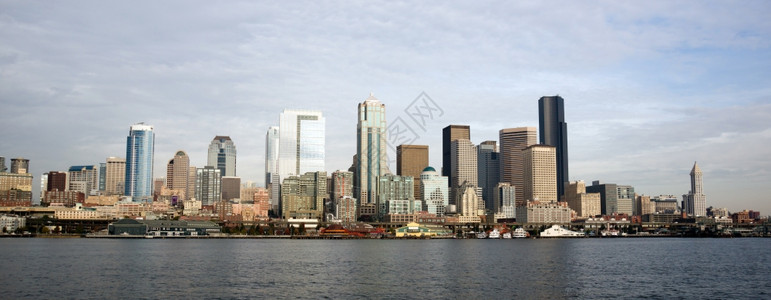 乘渡船或去钓鱼看华盛顿西雅图的风景图片