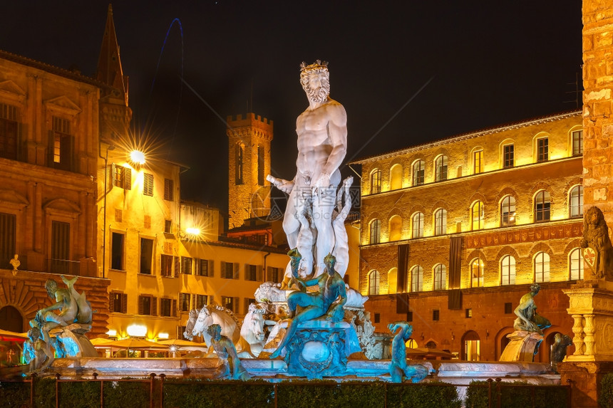 在意大利佛罗伦萨的PiazzadellaSignoria由BartolomeoAmmannati在意大利佛罗伦萨的PiazzaS图片