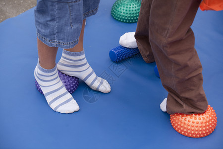 儿童平脚治疗高清图片