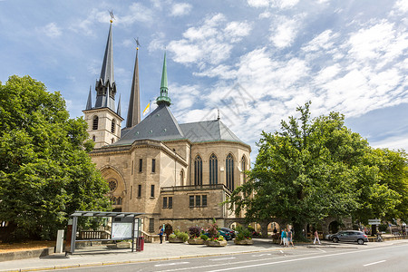 卢森堡市大教堂或卢森堡公国市具有历史意义的市中心教科文组织世界遗产址图片