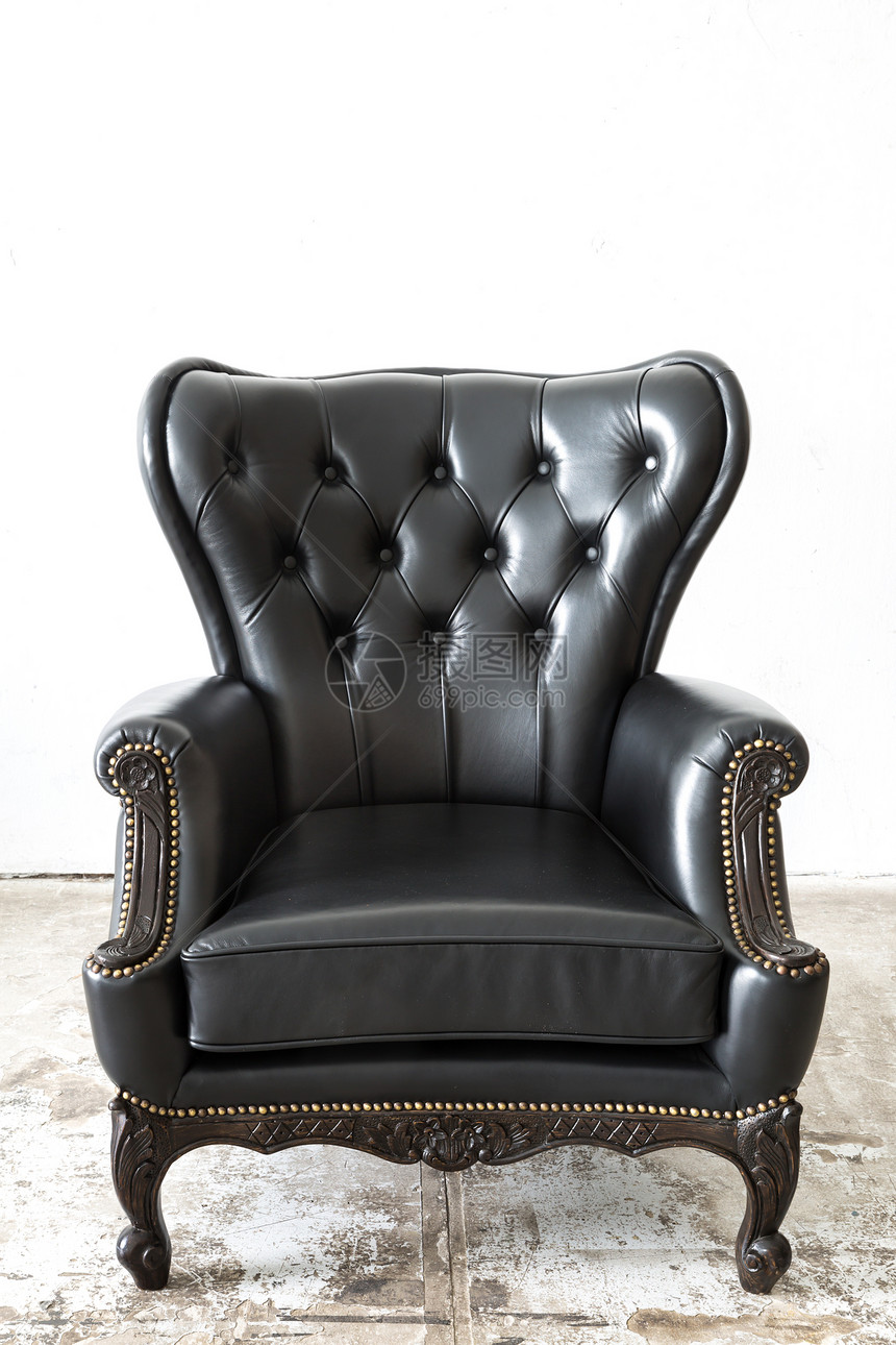 真正的黑色皮革古典风格椅图片