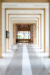 用于现代建筑背景的内走廊使用摘要模糊图片