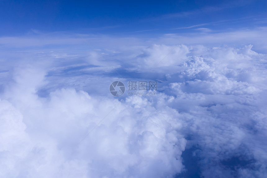 天空中的云朵图片图片