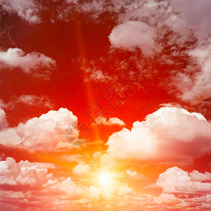 天空中明亮的红日出夏天高清图片素材