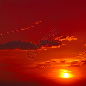 天空中明亮的红日出橙色高清图片素材