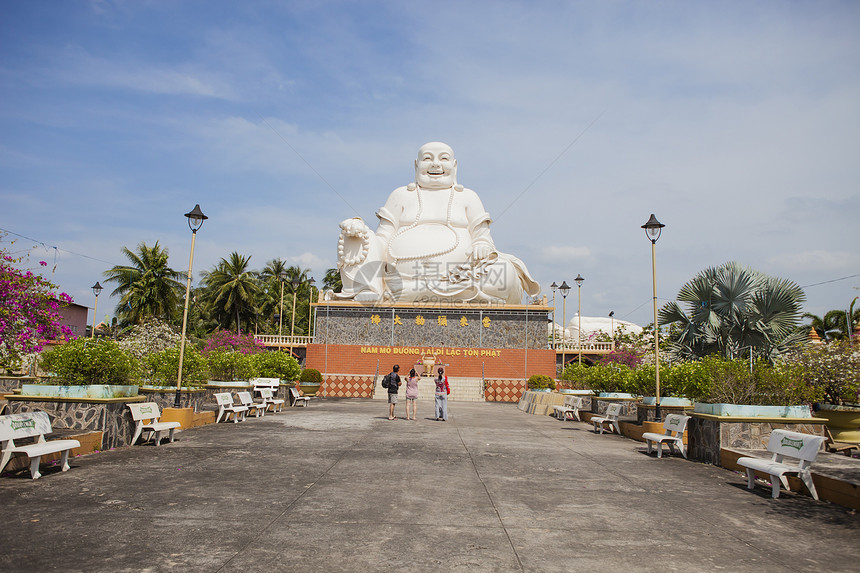 Maitreya佛像位于越南天江省MyThho市著名的VinhTrang塔图片