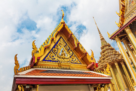 大宫殿和泰国曼谷Watphrakeaw泰国美丽的地碑翡翠佛寺图片