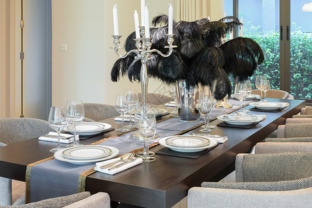 现代家庭餐桌椅和布优雅背景图片