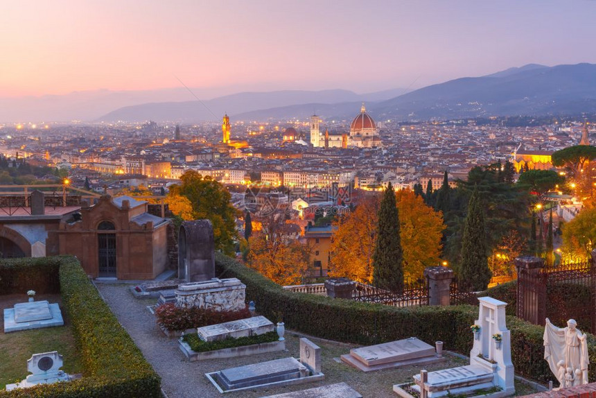 意大利美丽的日落时佛罗伦萨的景色意大利美丽的日落时佛罗伦萨DuomoSantaMariaDelFiore和意大利托斯卡尼佛罗伦萨图片