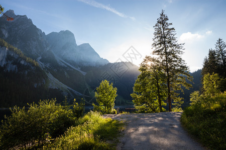 奥地利美丽的Alpine湖Altausseer风景图片