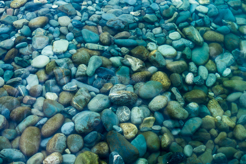 海水下石和碎图片