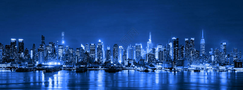纽约市天际线晚上窗美国市中心反射高清图片素材