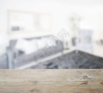 黑色沙发的现代卧室模糊木桌顶图片