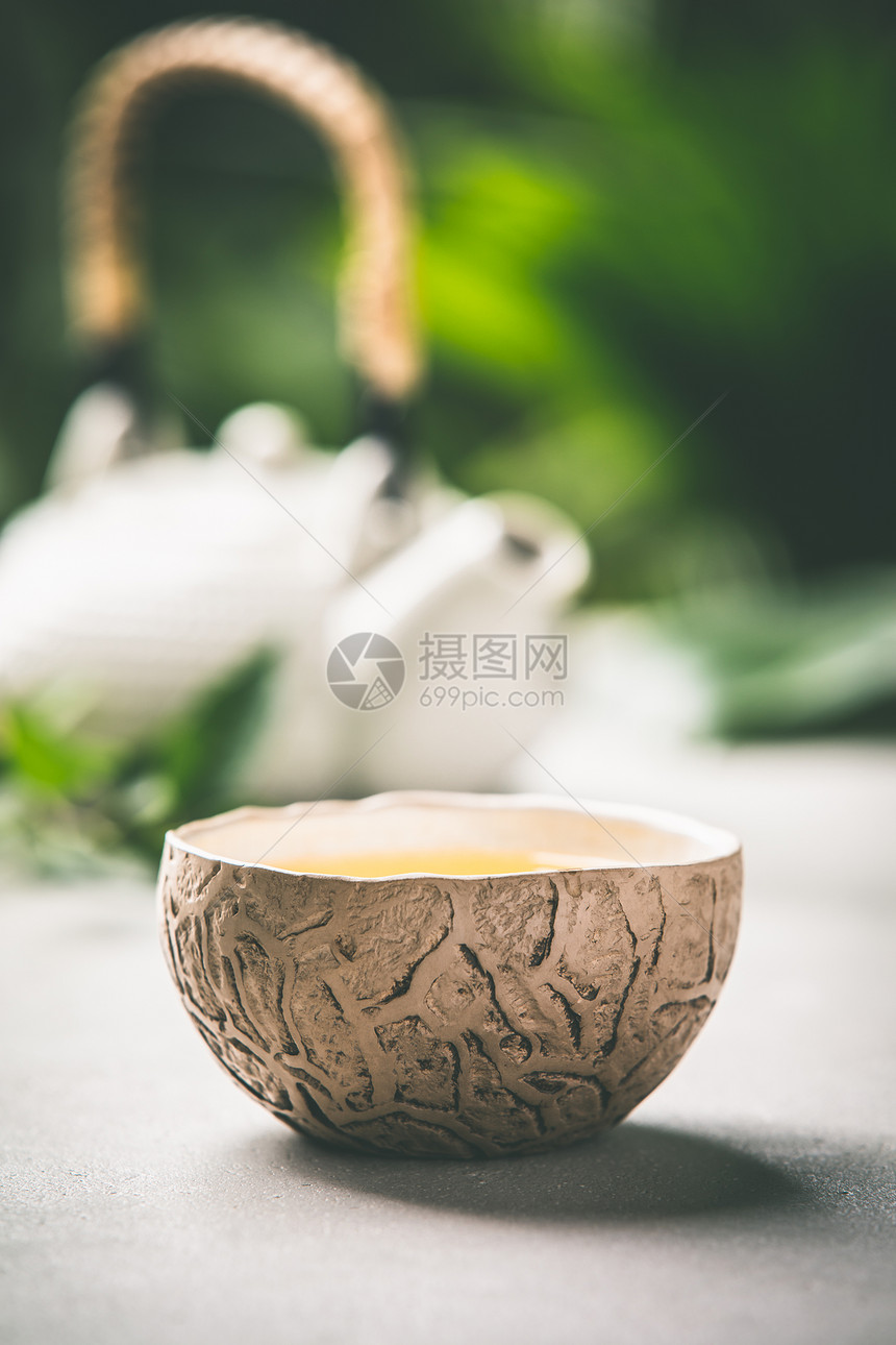 热带叶上茶成分热带上茶成分背景健康的生活和放松概念图片