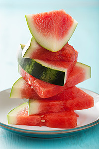 红西瓜切片夏季水果背景图片