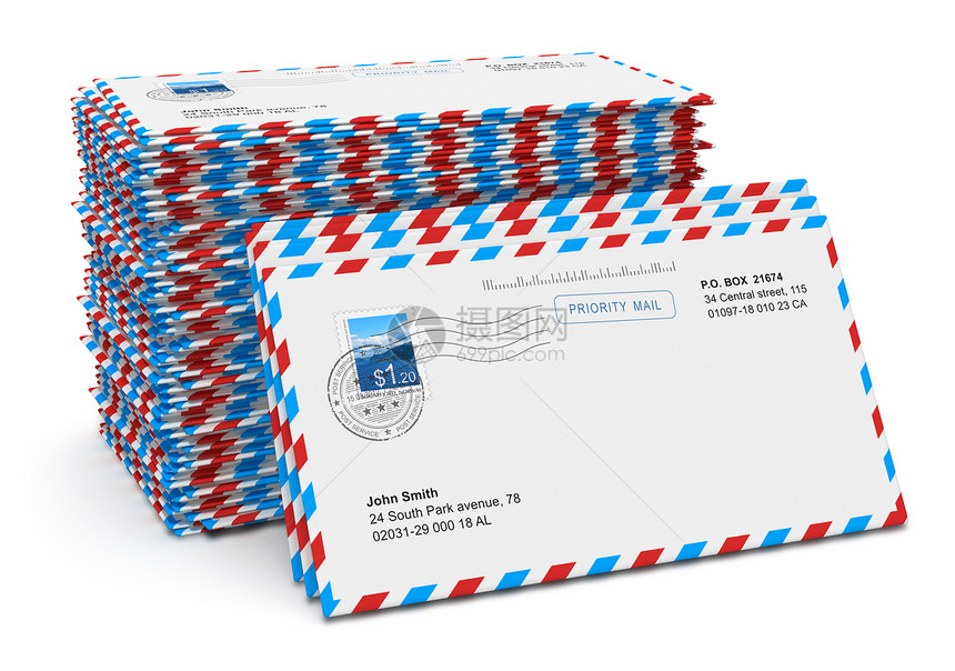 白色背景上孤立的纸质航空邮件信堆叠图片