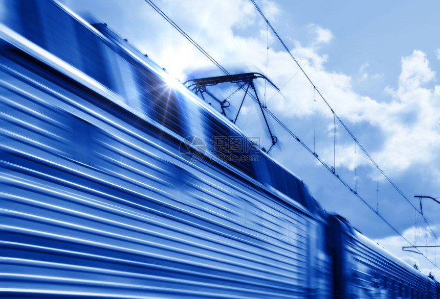 蓝速度列车在动图片