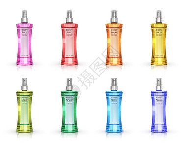 一组彩色香水瓶在白背景上隔离反射效果图片