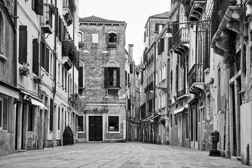 意大利威尼斯街黑白图片