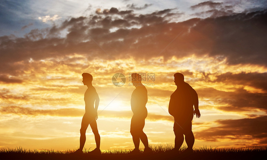 3个男人在日落天空上用不同身体类型的身体形状变和医疗3D插图个男人在日落天空上用不同身体类型的图片