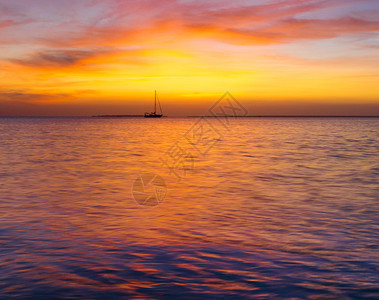 桑给巴尔的海上日落图片
