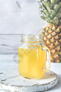 一杯菠萝汁图片