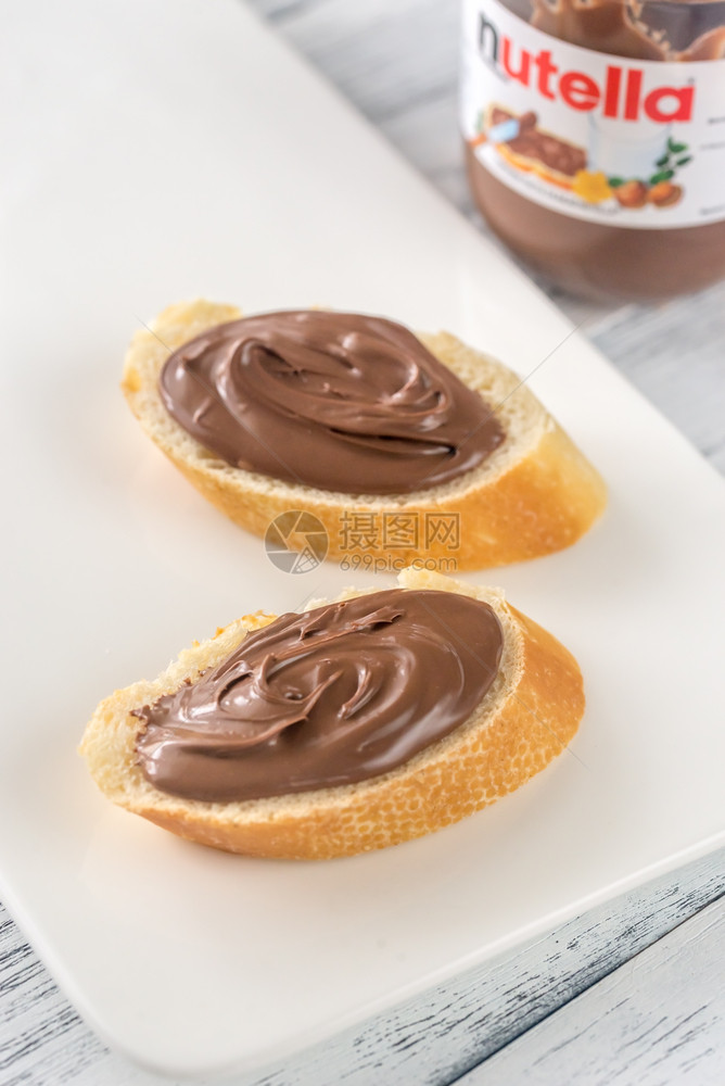 SUMYUKRAINENoV82017年Nutella栗子扩散是意大利Ferrero公司制造的甜子可品牌图片