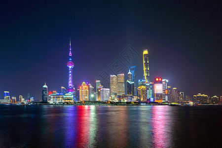 黄浦河在上海市首府的珍珠天线上亚洲智能城市的金融区和商业中心夜里天梯和上楼大在TheBund附近光高清图片素材