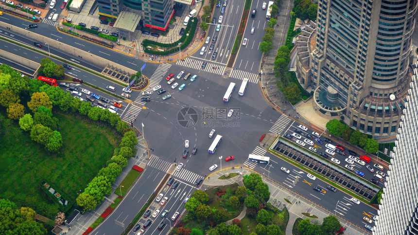 交通概念中的桥梁道路或街上海市的建筑结构形状图片