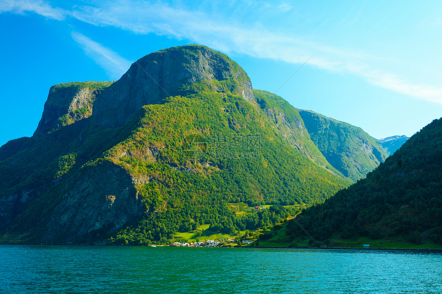 挪威斯堪的纳维亚山区和fjordSognefjord挪威斯堪的纳维亚图片