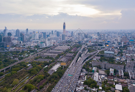 泰国曼谷市中心金融区和商业中心图片