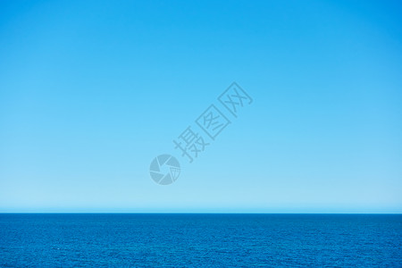 天空晴的蓝海景和背图片
