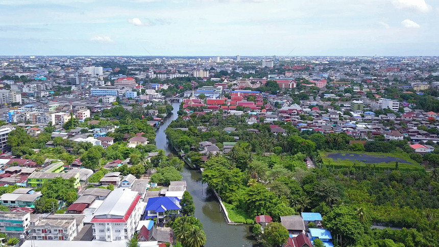 BangKhunThian运河与自然树的空中景象位于泰国曼谷市Wutthakat区位于亚洲城市图片