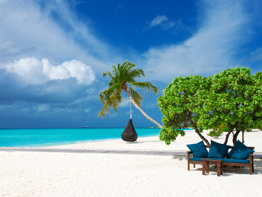 马尔代夫海滩度假村全景观暑假旅行期背景概念马尔代夫天堂海滩图片