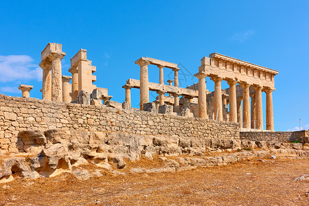 希腊Aegina岛阿法埃亚古希腊神庙的废墟图片