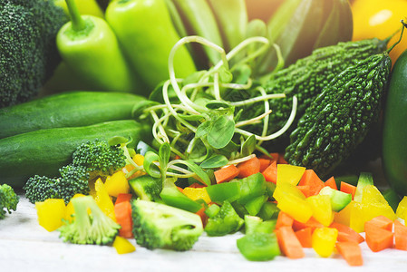 为心脏生命胆固醇饮食健康绿色蔬菜混合选择市场的各种图片