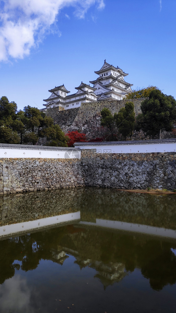 秋天在喜木吉城堡秋天在日本的喜木济图片