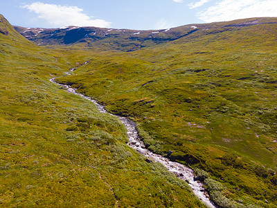 挪威奥兰和莱达尔之间的山区夏季风景与河流旅游景点路线奥兰斯费杰莱特山地景观挪威风路线奥兰斯费杰莱特区域高清图片素材